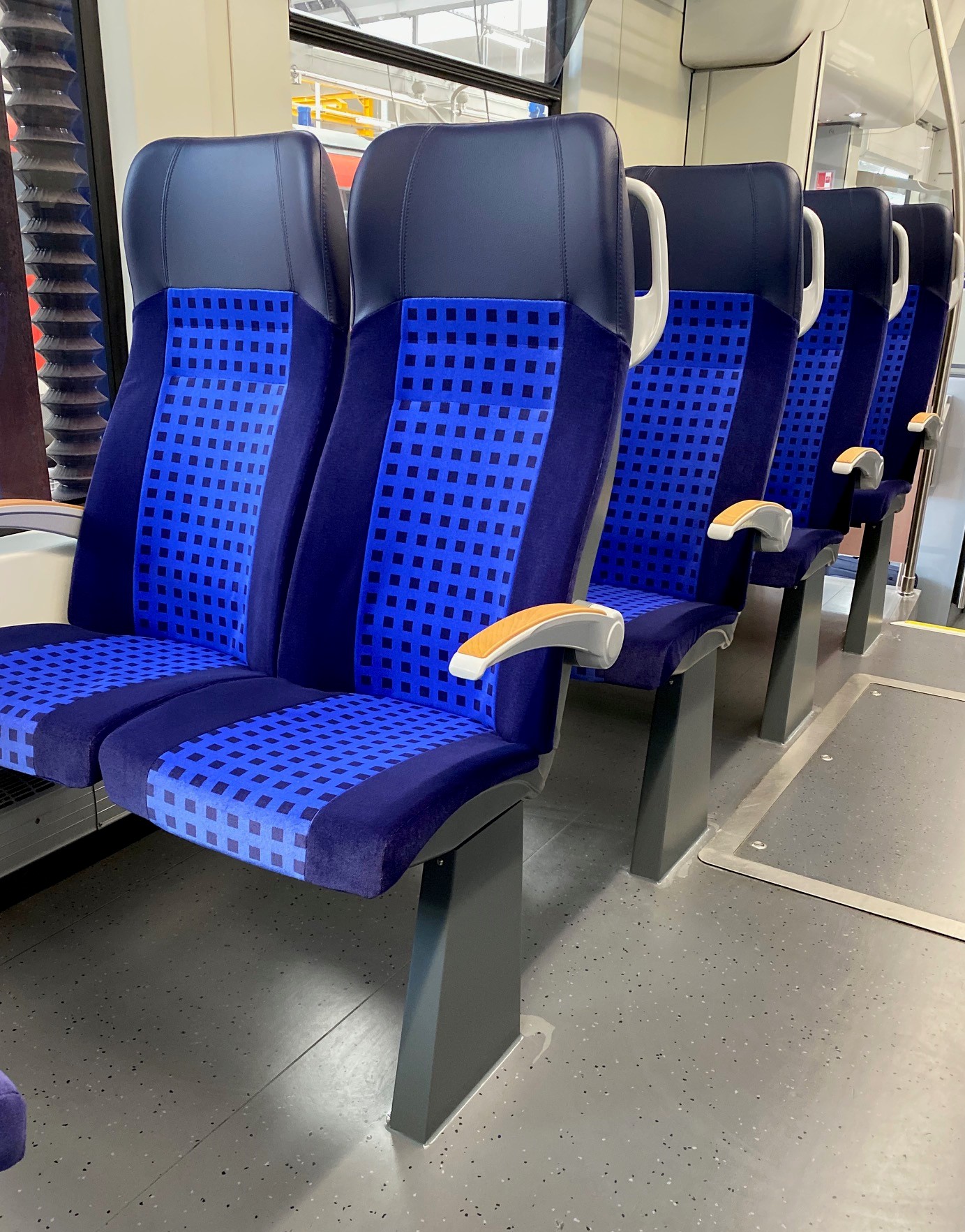 Il sedile passeggeri LEAN sui binari della Germania